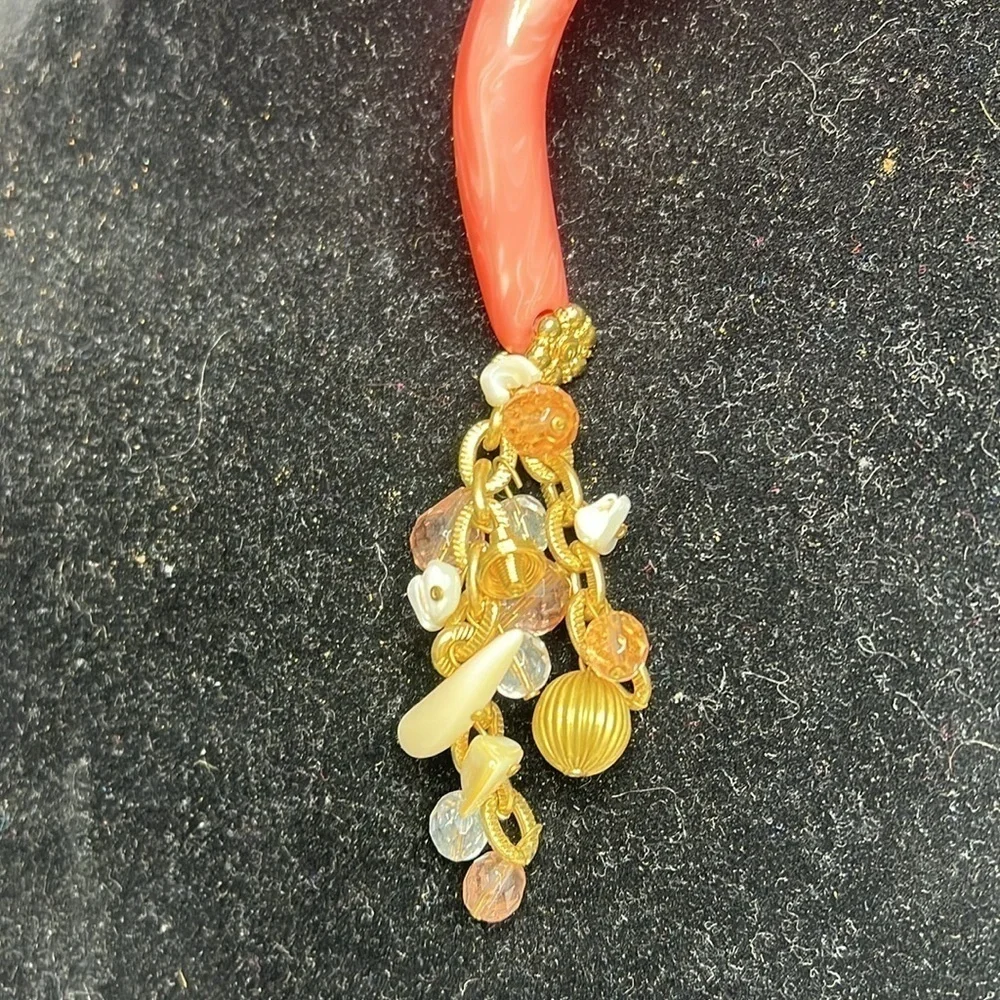 Coral Lightly Marbled Acetate Lucite Cuff Necklace w Chain Cluster of Crystals